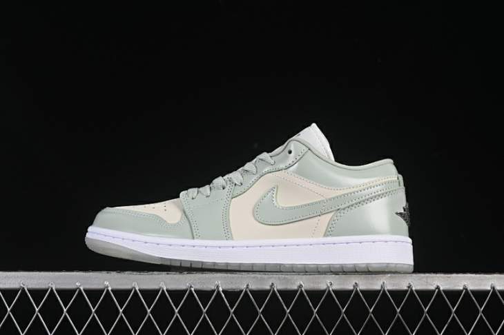 Picture of Air Jordan 1 LOW _SKUfw19961609173565679fw